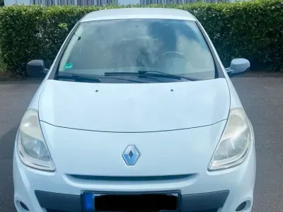 Gebraucht Renault Clio III 75 PS (55 kW) 2012 Weiß Kleinwagen