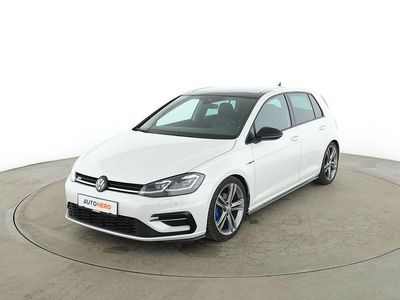 Gebraucht VW Golf VII Highline 2019 Weiß Limousine