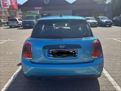 Gebraucht Mini ONE 102 PS (75 kW) 2018 Blau Kleinwagen