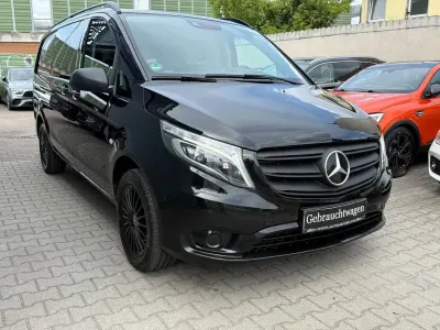 Gebraucht Mercedes Vito 163 PS (119 kW) 2022 Schwarz Van