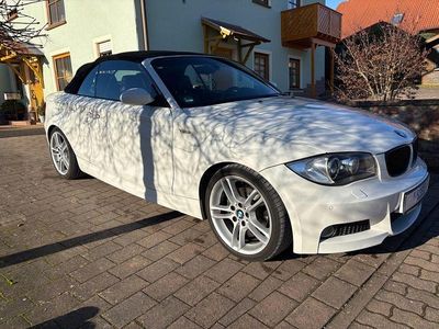 Weiß Gebraucht 2008 BMW 120 Cabriolet M Sport Cabrio | 12.450 € (Teuer)