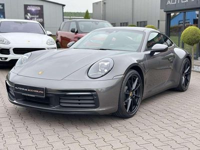 Porsche 911 Carrera