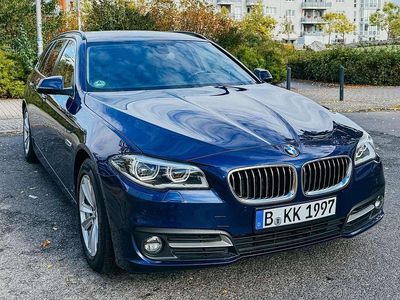 Blau Gebraucht 2016 BMW 520 Kombi | 16.300 €