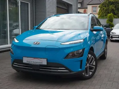 Gebraucht Hyundai Kona Select 100 kW (136 PS) 2023 Blau SUV