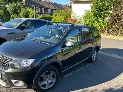 Gebraucht Dacia Logan MCV Stepway 90 PS (66 kW) 2018 Schwarz Kombi