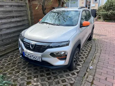 Second-hand Dacia Spring Comfort Plus 33 kW (45 CP) 2021 Argintiu Hatchback