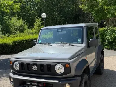 Gebraucht Suzuki Jimny 102 PS (75 kW) 2022 Grau SUV