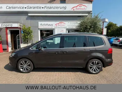 Gebraucht VW Sharan 150 PS (110 kW) 2013 Braun Van / Kleinbus