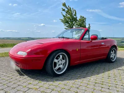 Gebraucht Mazda MX5 115 PS (84 kW) 1993 Rot Cabrio