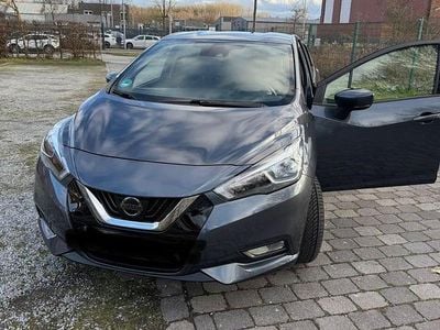 Gebraucht Nissan Micra N-Connecta 90 PS (66 kW) 2017 Grau Kleinwagen