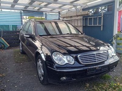 Mercedes C240