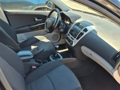 Gebraucht Kia Ceed LX 90 PS (66 kW) 2007 Schwarz Kleinwagen