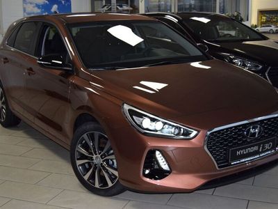 gebraucht Hyundai i30 1.6 CRDI Intro Edition -NAVI-LED-Sitzhz-PDC-