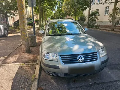 Gebraucht VW Passat 130 PS (95 kW) 2003 Grün Kombi