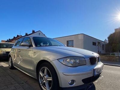 Second-hand BMW 118 143 CP (105 kW) 2006 Argintiu Hatchback