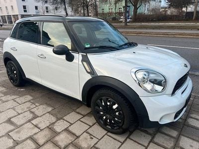 Weiß Gebraucht 2011 Mini Cooper SD Countryman SUV | 7.150 € (Guter Preis)