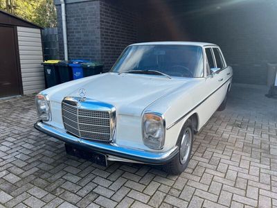 Mercedes W115