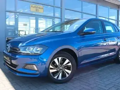 Gebraucht VW Polo Comfortline 95 PS (69 kW) 2019 Blau Kleinwagen