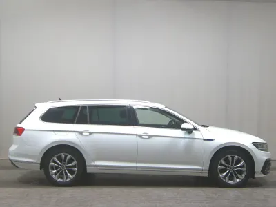 Gebraucht VW Passat GTE 218 PS (160 kW) 2021 Weiss Kombi