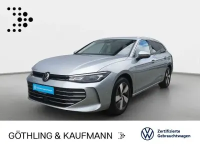 Gebraucht VW Passat Business 150 PS (110 kW) 2025 Oyster silver metallic Kombi