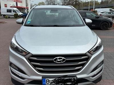 Usata Hyundai Tucson 177 CV (130 kW) 2017 Argento SUV