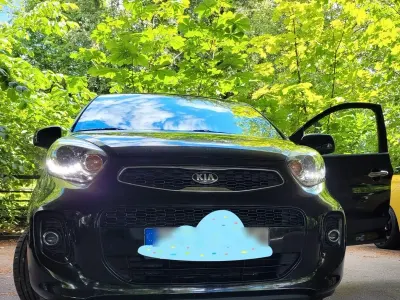 Gebraucht Kia Picanto Spirit 67 PS (49 kW) 2015 Schwarz Kleinwagen