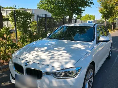 Gebraucht BMW 318 Advantage 150 PS (110 kW) 2018 Weiß Kombi
