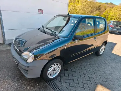 Begagnad Fiat Seicento 54 HK (39 kW) 2009 Svart Halvkombi