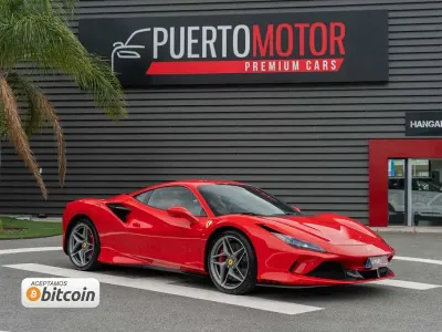 Usata Ferrari F8 721 CV (530 kW) 2020 Rosso Coupé