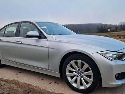 Gebraucht BMW 330 258 PS (189 kW) 2013 Silber Limousine