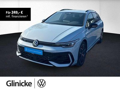 Neu VW Golf VIII R-line 150 PS (110 kW) 2026 Crystal ice blue metallic Kombi