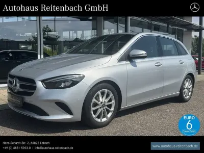 Gebraucht Mercedes B180 Progressive 136 PS (100 kW) 2020 Iridiumsilber Kleinwagen