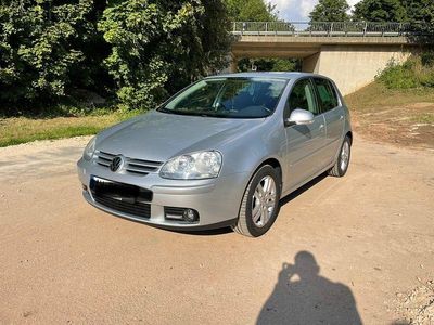 Gebraucht VW Golf V 80 PS (58 kW) 2007 Silber Limousine
