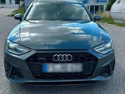 Gebraucht Audi A4 S-Line 204 PS (150 kW) 2023 Grau Kombi
