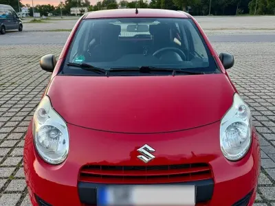 Gebraucht Suzuki Alto 68 PS (50 kW) 2011 Rot Kleinwagen