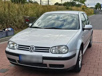 Gebraucht VW Golf IV 75 PS (55 kW) 2001 Silber Kleinwagen
