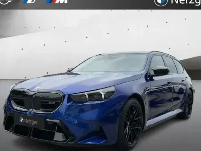 Neu BMW M5 Comfort Edition 727 PS (534 kW) 2026 Blau Kombi