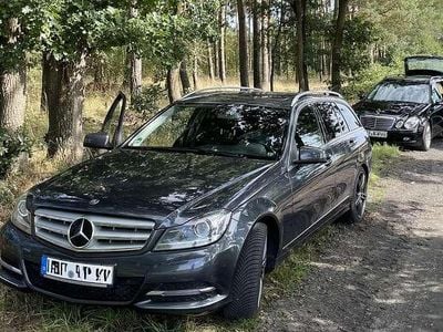 Gebraucht Mercedes C350 Avantgarde 265 PS (194 kW) 2013 Grau Kombi