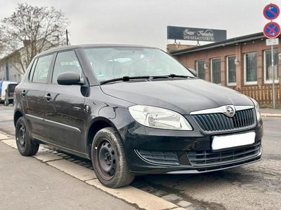 Schwarz Gebraucht 2014 Skoda Fabia Limousine | 4.699 € (Fairer Preis)