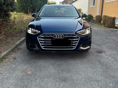 Gebraucht Audi A4 Sport 163 PS (119 kW) 2021 Blau Kombi