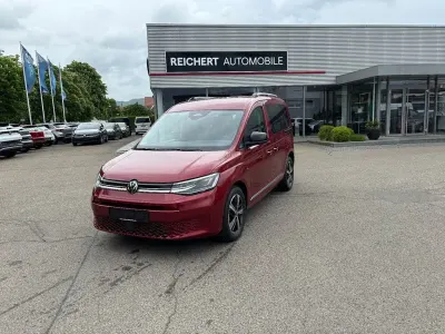 Neu VW Caddy Style 116 PS (85 kW) 2026 Rot Van / Kleinbus