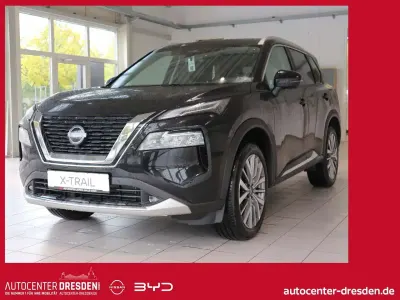 Neu Nissan X-Trail Tekna+ 213 PS (156 kW) 2026 Grau SUV