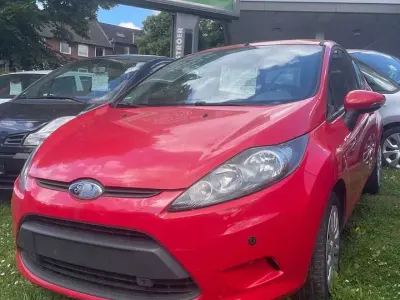 Gebraucht Ford Fiesta 60 PS (44 kW) 2009 Rot Limousine