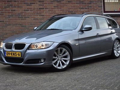 Grau Gebraucht 2010 BMW 325 Sport Line Kombi | 5.461 € (Etwas zu teuer)