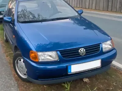Gebraucht VW Polo Conceptline 60 PS (44 kW) 1998 Schwarz Limousine