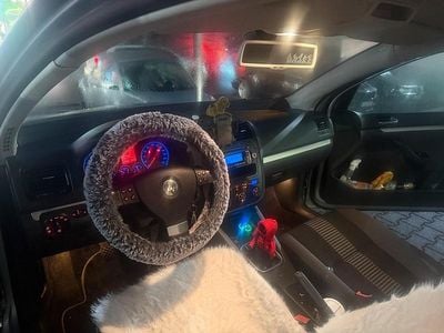 Silber Gebraucht 2008 VW Golf V United Kleinwagen | 2.590 € (Fairer Preis)