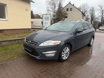 Gebraucht Ford Mondeo 163 PS (119 kW) 2014 Blau Kombi