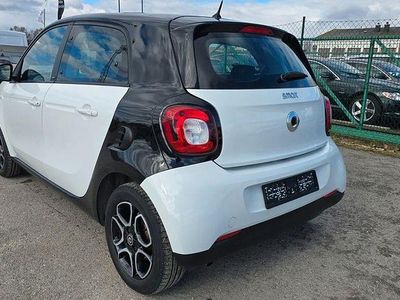 Gebraucht Smart ForFour Basis 90 PS (66 kW) 2015 Schwarz Kleinwagen