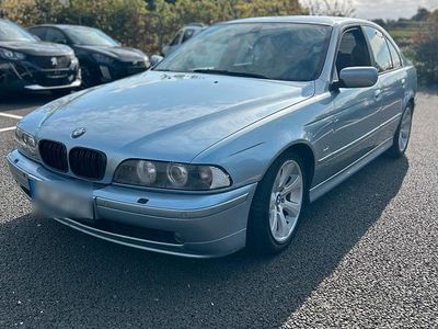 BMW 525
