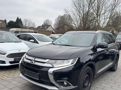 Gebraucht Mitsubishi Outlander Top 150 PS (110 kW) 2015 Schwarz SUV